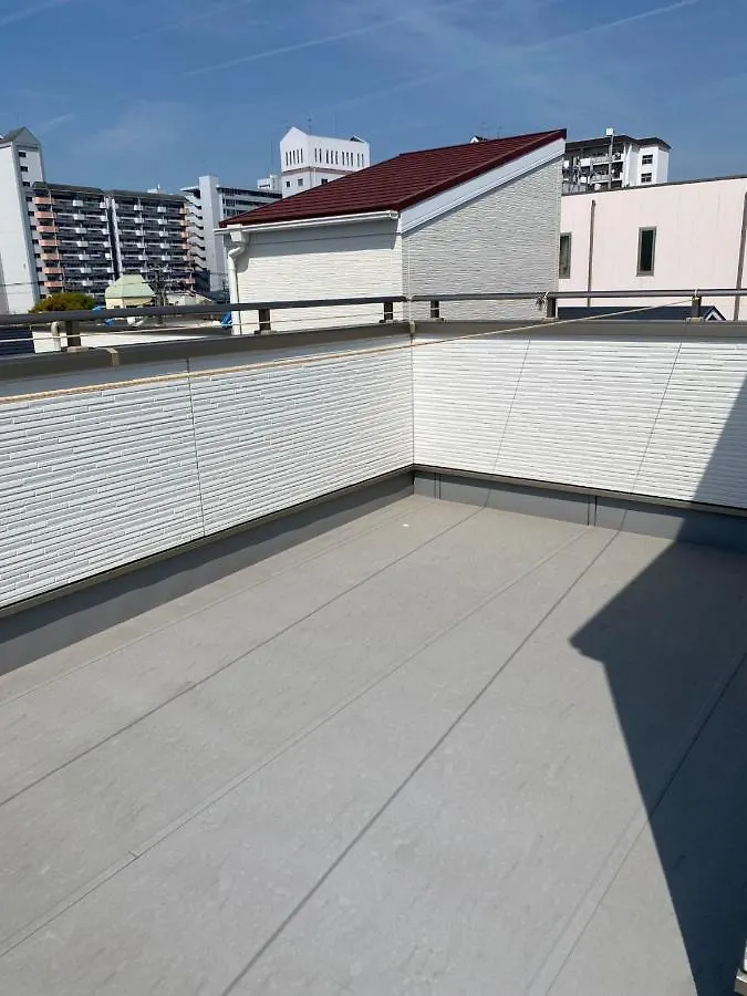 Βίλα All Trust2馆临近心斋桥道頓堀难波直达梅田关西机场usj全新独栋别墅四个卧室可住8人超大空间3卫2浴厨房设施齐全电视冰箱洗衣机空调配置齐全免费停车4分钟步行至今宫站 Οσάκα Ιαπωνία